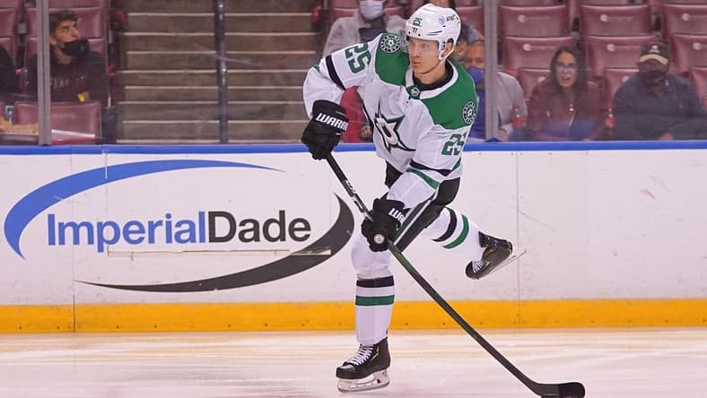 May 3, 2021; Sunrise, Florida, USA; Dallas Stars left wing Joel Kiviranta (25) passes the puck against the Florida Panthers during the first period at BB&T Center. Mandatory Credit: Jasen Vinlove-USA TODAY Sports