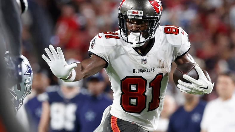 NFL: Dallas Cowboys at Tampa Bay Buccaneers