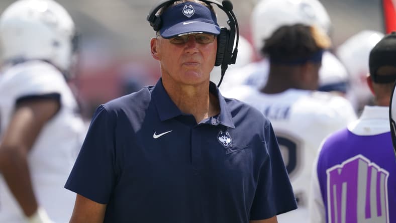 NCAA Football: Connecticut at Fresno State