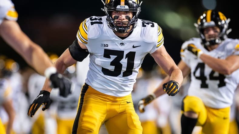 Oct 1, 2021; College Park, Maryland, USA; Iowa Hawkeyes linebacker Jack Campbell (31) warms up before the game against the Maryland Terrapins at Capital One Field at Maryland Stadium. Mandatory Credit: Scott Taetsch-USA TODAY Sports