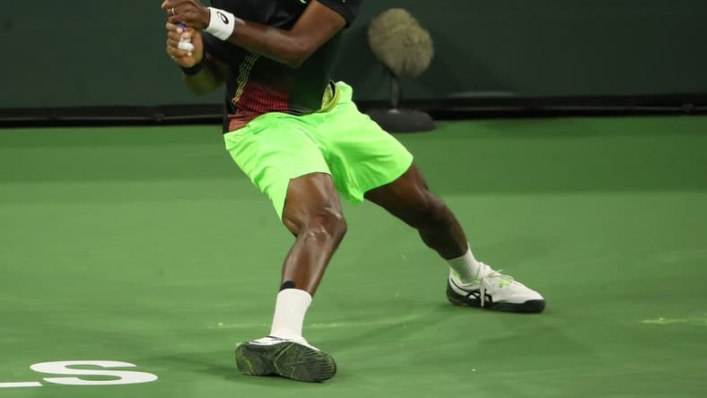 Gael Monfils runs down a shot during his match against Alexander Zverev at the BNP Paribas Open in Indian Wells, October 13, 2021.

Bnp Wed 40