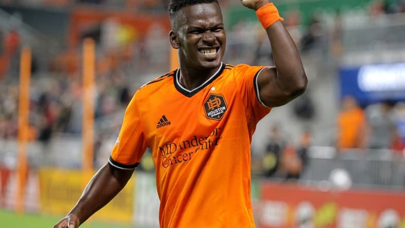 Oct 16, 2021; Houston, Texas, USA; Houston Dynamo FC forward Darwin Quintero (23) acknowledges the crowd after scoring a goal against Seattle Sounders FC during the first half at PNC Stadium. Mandatory Credit: Erik Williams-USA TODAY Sports