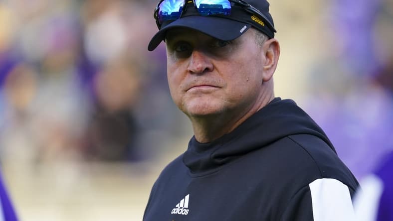 Nov 26, 2021; Greenville, North Carolina, USA;  East Carolina Pirates head coach Mike Houston looks on before the game against the Cincinnati Bearcats at Dowdy-Ficklen Stadium. Mandatory Credit: James Guillory-USA TODAY Sports