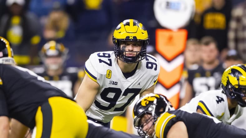 Dec 4, 2021; Indianapolis, IN, USA; Michigan Wolverines defensive end Aidan Hutchinson (97) against the Iowa Hawkeyes in the Big Ten Conference championship game at Lucas Oil Stadium. Mandatory Credit: Mark J. Rebilas-USA TODAY Sports