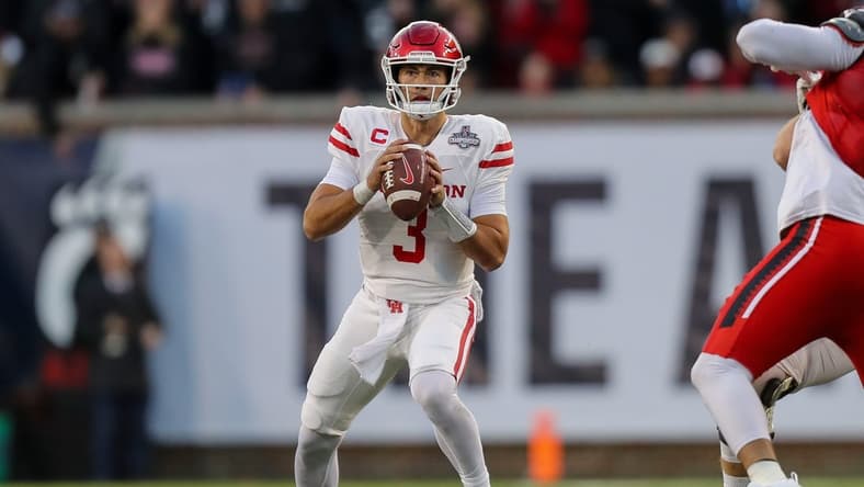 Dec 4, 2021; Cincinnati, Ohio, USA; Houston Cougars quarterback Clayton Tune (3) plays the field against the Cincinnati Bearcats in the first half during the American Athletic Conference championship game at Nippert Stadium. Mandatory Credit: Katie Stratman-USA TODAY Sports