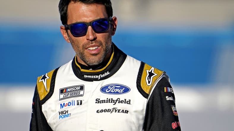 Nov 6, 2021; Avondale, Arizona, USA; NASCAR Cup Series driver Aric Almirola (10) during Cup Series Championship qualifying at Phoenix Raceway. Mandatory Credit: Peter Casey-USA TODAY Sports