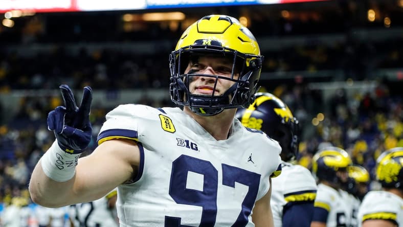 Defensive end Aidan Hutchinson is a Heisman trophy candidate.Syndication Detroit Free Press