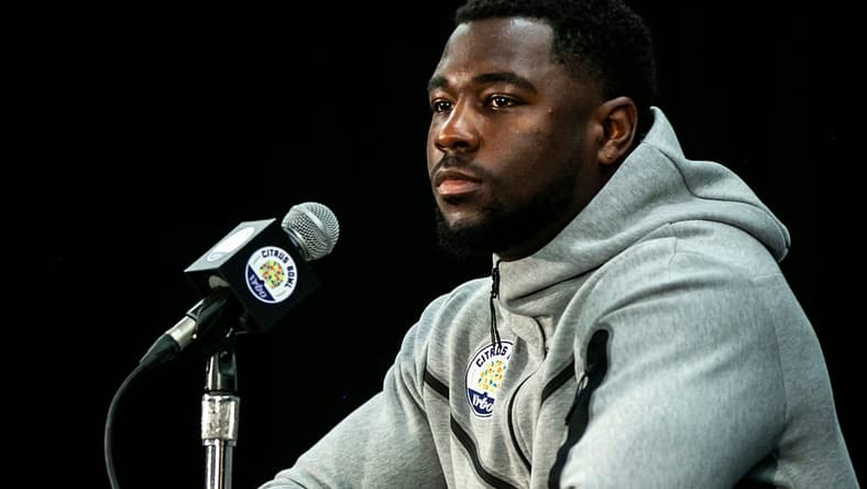 Kentucky defensive back Yusuf Corker speaks during a news conference for the Vrbo Citrus Bowl, Wednesday, Dec. 29, 2021, at the Rosen Plaza Hotel in Orlando, Fla.
211229 Iowa Kentucky Presser 005 Jpg
