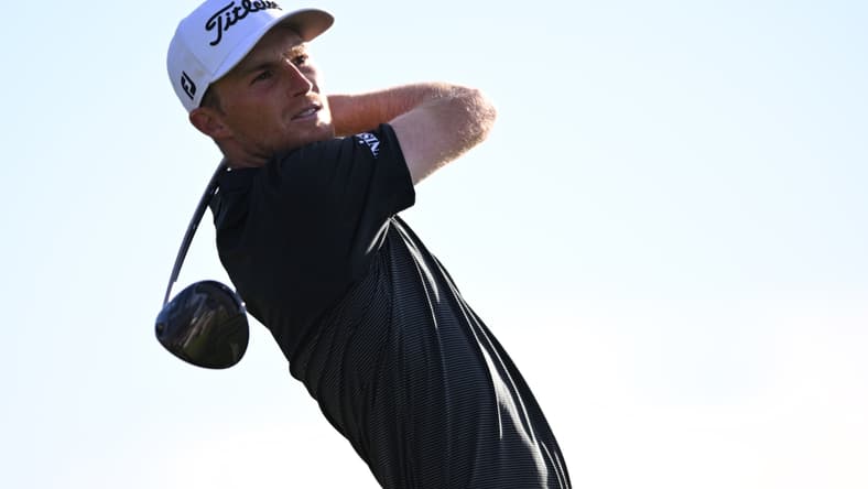Jan 28, 2022; San Diego, California, USA; Will Zalatoris plays his shot from the 18th tee during the third round of the Farmers Insurance Open golf tournament at Torrey Pines Municipal Golf Course - South Course. Mandatory Credit: Orlando Ramirez-USA TODAY Sports
