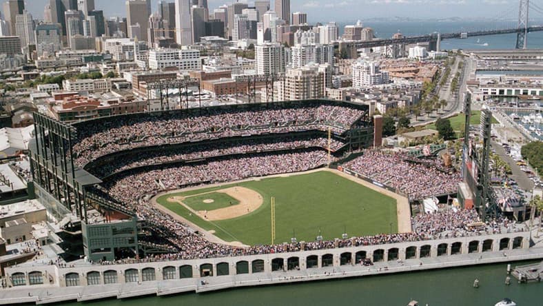 oracle park oakland raiders nfl las vegas