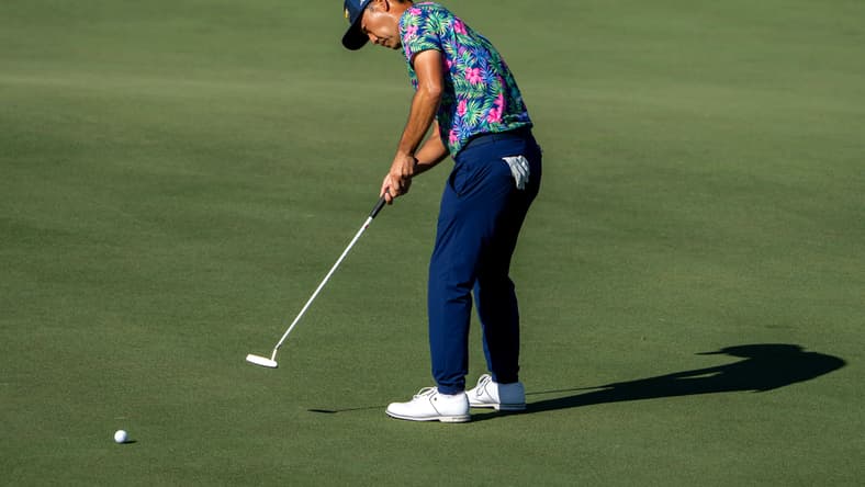 PGA: Sentry Tournament of Champions - Second Round