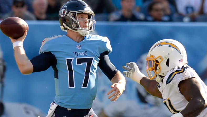 ryan tannehill Tennessee Titans oakland raiders