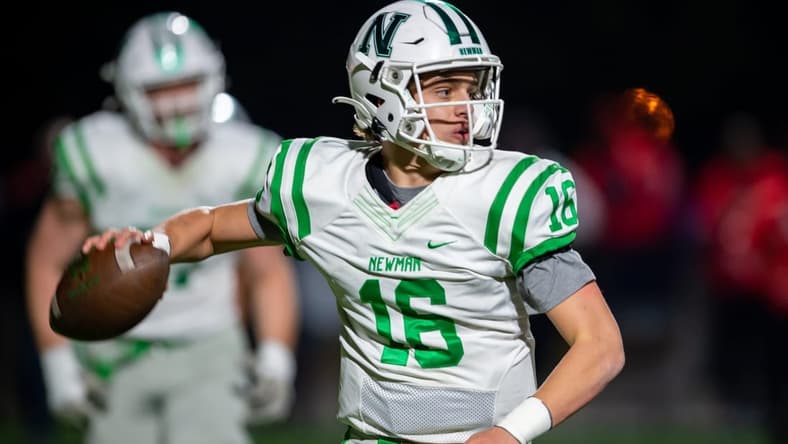 Quarterback Arch Manning 16 throws a pass as Newman takes on Lafayette Christian Academy in the LHSAA Div III semi finals. Wednesday, Nov. 24, 2021.
Arch Manning Lca Vs Newman Football 5185
