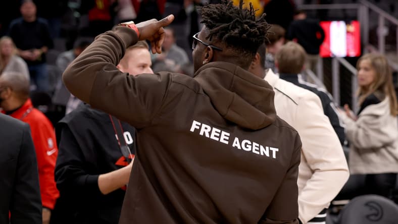 Mar 11, 2022; Atlanta, Georgia, USA; Former Tampa Bay Buccaneers wide receiver Antonio Brown reacts to fans after the game between the Atlanta Hawks and the LA Clippers at State Farm Arena. Mandatory Credit: Jason Getz-USA TODAY Sports