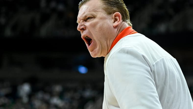Illinois' head coach Brad Underwood argues a call during the first half in the game against Michigan State on Saturday, Feb. 19, 2022, at the Breslin Center in East Lansing.

220219 Msu Illinois 061a

Syndication Lansing State Journal