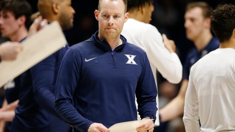 Xavier Musketeers head coach Travis Steele walks into a huddle in the first half of the NIT First Round game between the Xavier Musketeers and the Cleveland State Vikings at the Cintas Center in Cincinnati on Tuesday, March 15, 2022.

Cleveland State Vikings At Xavier Musketeers Nit