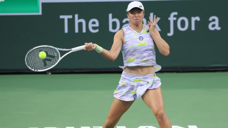 Iga Swiatek hits a forehand during a shot in her win over Madison Keys during the BNP Paribas Open in Indian Wells, Calif., March 16, 2022.
Bnp Paribas Open Wed 21