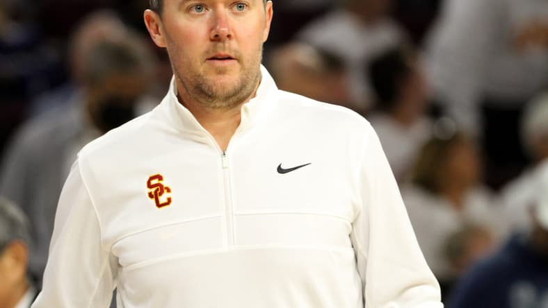 Lincoln Riley