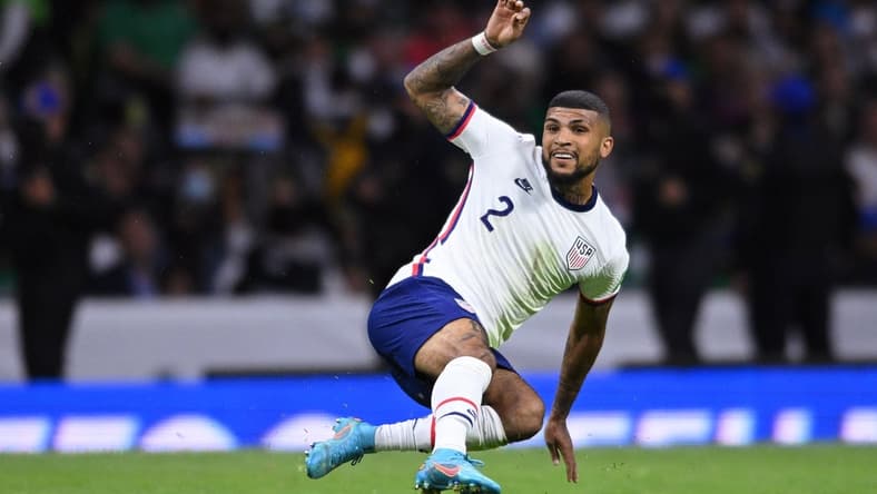 Mar 24, 2022; Mexico City, MEX; United States defender DeAndre Yedlin (2) watches his pass during the second half against Mexico during a FIFA World Cup Qualifier soccer match at Estadio Azteca. Mandatory Credit: Orlando Ramirez-USA TODAY Sports
