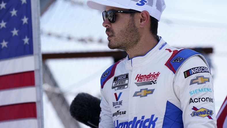 Mar 27, 2022; Austin, Texas, USA; NASCAR Cup Series driver Kyle Larson (5) before the start of the EchoPark Automotive Texas Grand Prix at Circuit of the Americas. Mandatory Credit: Mike Dinovo-USA TODAY Sports