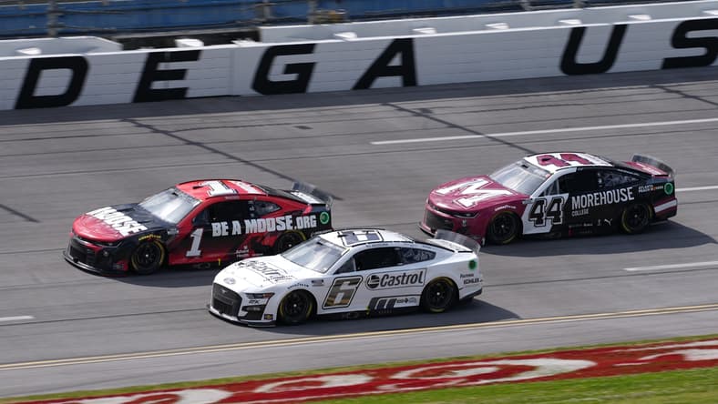 Apr 24, 2022; Talladega, Alabama, USA; NASCAR Cup Series driver Brad Keselowski (6) races NASCAR Cup Series driver Ross Chastain (1) and NASCAR Cup Series driver Greg Biffle (44) during the GEICO 500 at Talladega Superspeedway. Mandatory Credit: Jasen Vinlove-USA TODAY Sports