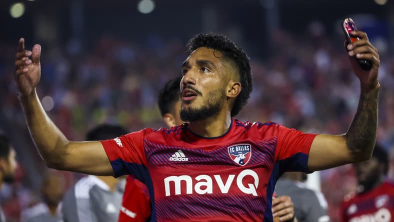 May 7, 2022; Frisco, Texas, USA;  FC Dallas forward Jesus Ferreira (10) celebrates with teammates after scoring a goal during the second half against the Seattle Sounders at Toyota Stadium. Mandatory Credit: Kevin Jairaj-USA TODAY Sports