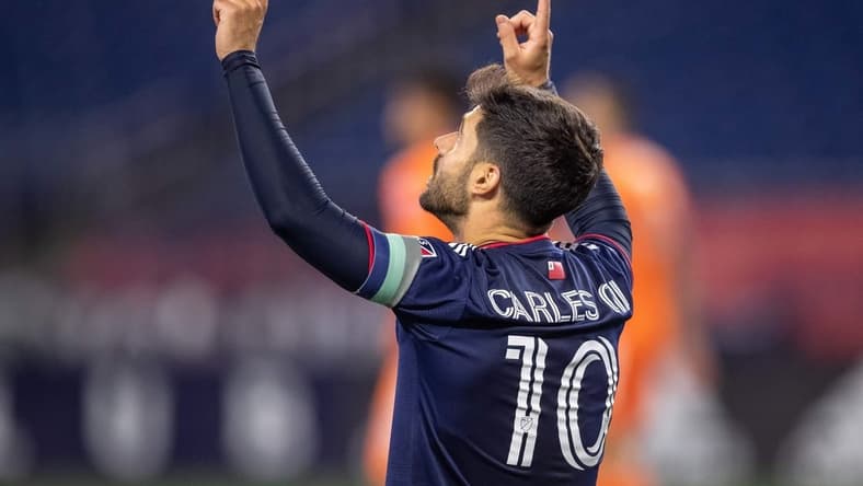 May 11, 2022; Foxborough, Massachusetts, USA; New England Revolution midfielder Carles Gil (10) reacts against FC Cincinnati at Gillette Stadium. Mandatory Credit: Paul Rutherford-USA TODAY Sports
