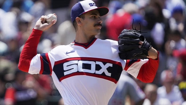 May 29, 2022; Chicago, Illinois, USA; Chicago White Sox starting pitcher Dylan Cease (84) pitches against the Chicago Cubs during the first inning at Guaranteed Rate Field. Mandatory Credit: David Banks-USA TODAY Sports