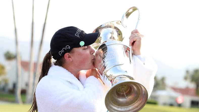 Jennifer Kupcho kisses the trophy after winning the Chevron Championship at Mission Hills Country Club in Rancho Mirage, Calif., on Sunday, April 3, 2022.
Chevron Championship Final Round769