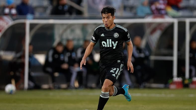 Apr 23, 2022; Commerce City, Colorado, USA; Charlotte FC midfielder Alan Franco (21) controls the ball in the first half against the Colorado Rapids at Dick's Sporting Goods Park. Mandatory Credit: Isaiah J. Downing-USA TODAY Sports