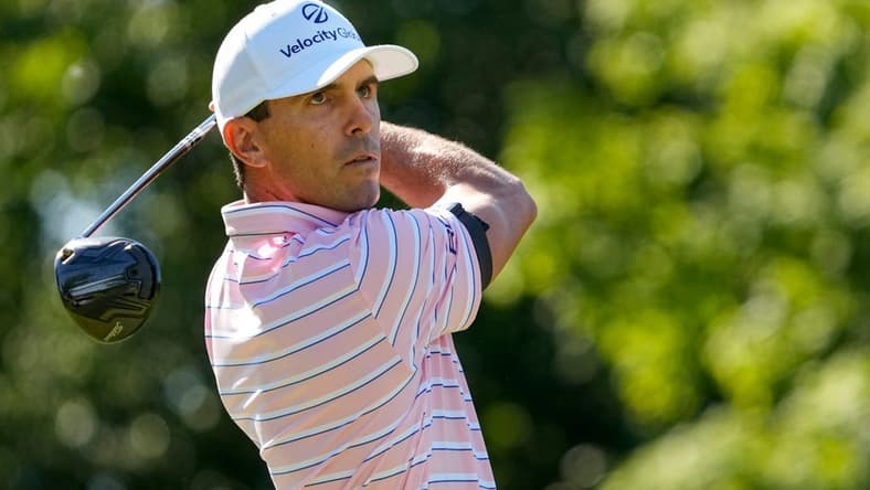 Jun 4, 2022; Dublin, Ohio, USA; Billy Horschel tees off on 18 during the third round of the Memorial Tournament at Muirfield Village Golf Club. Mandatory Credit: Adam Cairns-The Columbus Dispatch

Pga Memorial Tournament Round 3
