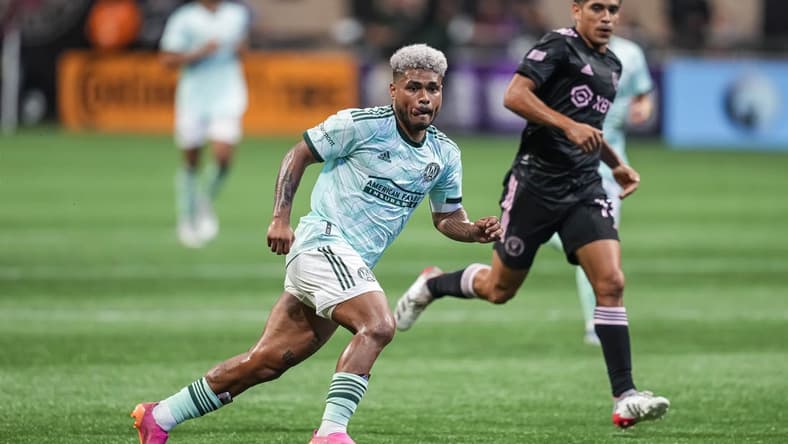 Jun 19, 2022; Atlanta, Georgia, USA; Atlanta United forward Josef Martinez (7) passes the ball against Inter Miami during the second half at Mercedes-Benz Stadium. Mandatory Credit: Dale Zanine-USA TODAY Sports