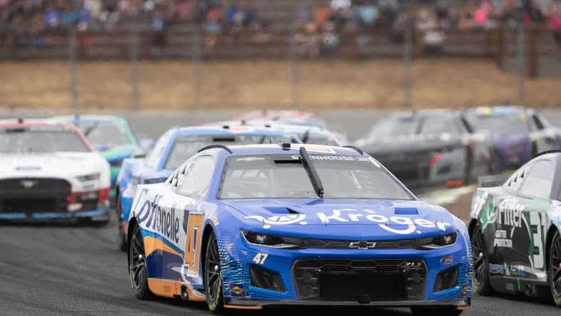 NASCAR: Toyota / Save Mart 350