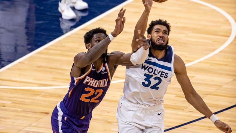 Deandre-Ayton-Minnesota-Timberwolves