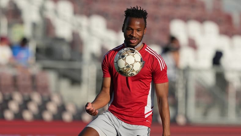 May 25, 2022; Sacramento, California, USA; San Jose Earthquakes forward Jeremy Ebobisse (11) warms up before the game against the Sacramento Republic FC at Heart Health Park. Mandatory Credit: Darren Yamashita-USA TODAY Sports