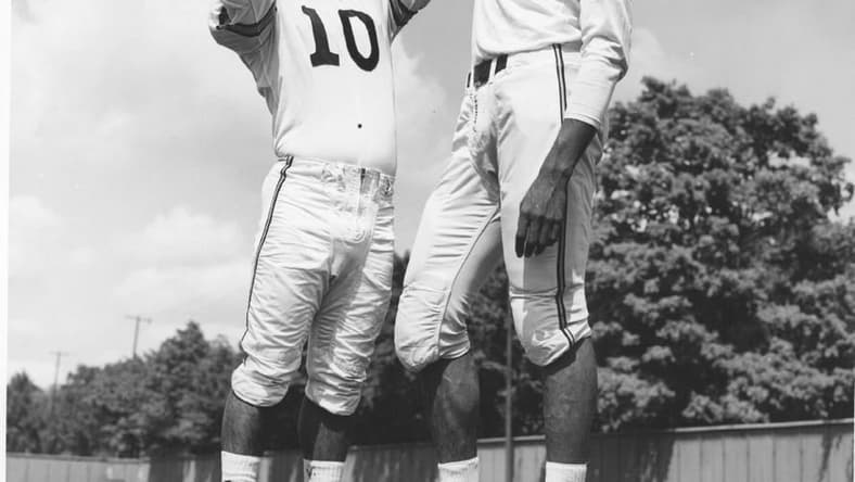 -
-LUNDY
At 6-foot-7, Lamar Lundy was a big target for Purdue quarterback Len Dawson from 1954-56.
Lamar Lundy
