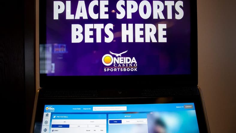 Interior of the newly renovated sports wagering lounge, Thursday, Feb. 10, 2022, at the Oneida Casino in Green Bay, Wis. Samantha Madar/USA TODAY NETWORK-Wisconsin

Gpg Oneida Sports Wagering Lounge 02102022 0007