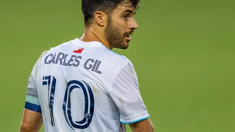 Aug 17, 2022; Toronto, Ontario, CAN; New England Revolution midfielder Carles Gil (10) looks on against the Toronto FC during the second half at BMO Field. Mandatory Credit: Kevin Sousa-USA TODAY Sports