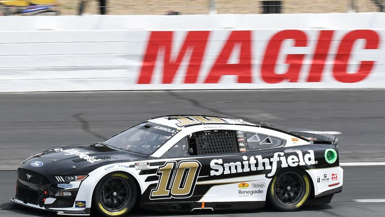 Aric Almirola