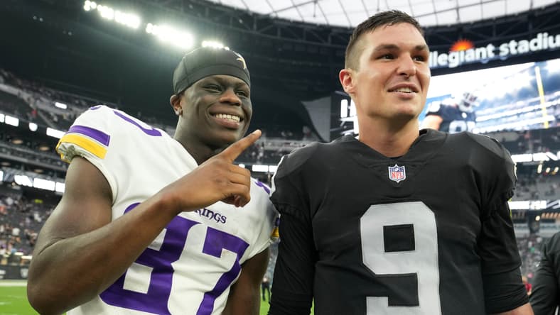 Nick Mullens