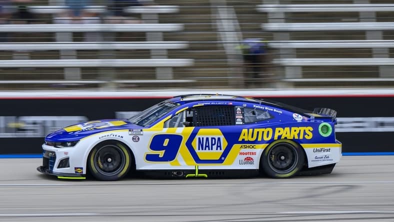 May 21, 2022; Fort Worth, Texas, USA; NASCAR Cup Series driver Chase Elliott (9) during practice for the NASCAR All-Star race at Texas Motor Speedway. Mandatory Credit: Jerome Miron-USA TODAY Sports