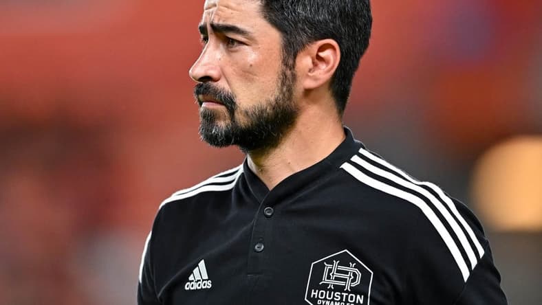 Jul 23, 2022; Houston, Texas, USA;  Houston Dynamo FC head coach Paulo Nagamura entering the pitch prior to the second half against the Minnesota United FC at PNC Stadium. Mandatory Credit: Maria Lysaker-Houston Dynamo FC-USA TODAY Sports