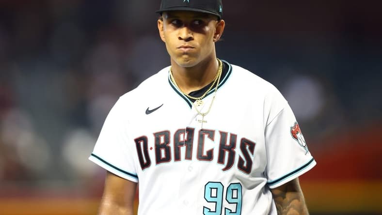 Jul 5, 2022; Phoenix, Arizona, USA; Arizona Diamondbacks pitcher Keynan Middleton against the San Francisco Giants at Chase Field. Mandatory Credit: Mark J. Rebilas-USA TODAY Sports