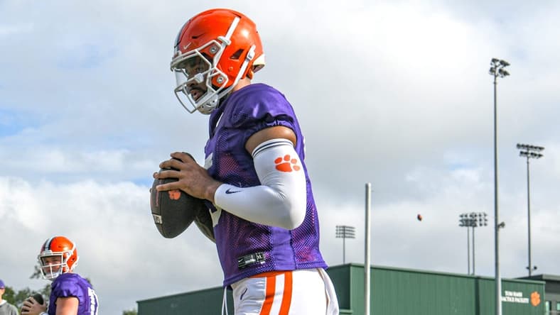 Clemson quarterback D.J. Uiagalelei (5) warms up during practice in Clemson Friday, August 12, 2022.

Clemson Football Photos From Aug 12 Practice Before Sept 5 Opener