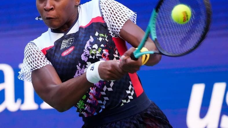 Sept 2, 2022; Flushing, NY, USA; Coco Gauff of the USA hits to Madison Keys of the USA on day five of the 2022 U.S. Open tennis tournament at USTA Billie Jean King National Tennis Center. Mandatory Credit: Robert Deutsch-USA TODAY Sports