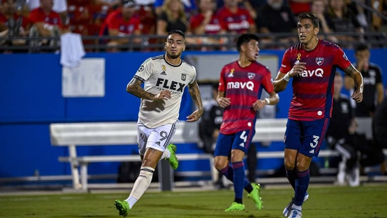 Sep 10, 2022; Frisco, Texas, USA; Los Angeles FC forward Cristian Arango (9) chases the ball in the FC Dallas end during the first half at Toyota Stadium. Mandatory Credit: Jerome Miron-USA TODAY Sports