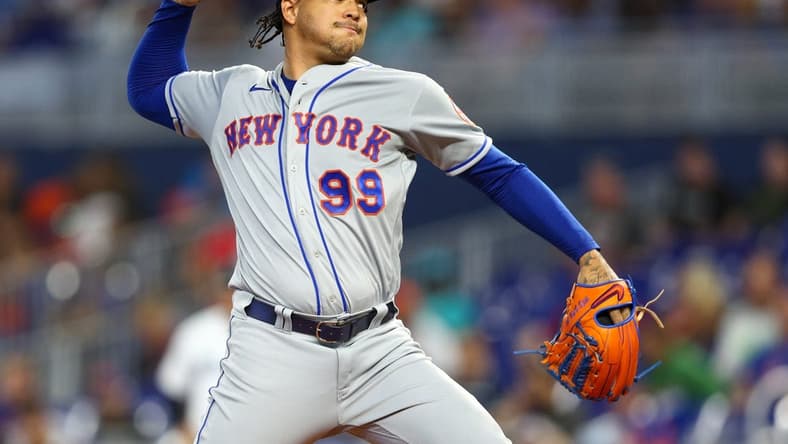 Sep 11, 2022; Miami, Florida, USA; New York Mets starting pitcher Taijuan Walker (99) throws a pitch against the Miami Marlins in the first inning at loanDepot Park. Mandatory Credit: Nathan Ray Seebeck-USA TODAY Sports