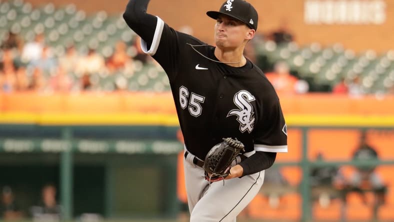 Sep 17, 2022; Detroit, Michigan, USA; Chicago White Sox starting pitcher Davis Martin (65) throws against the Detroit Tigers during the third inning at Comerica Park. Mandatory Credit: Brian Sevald-USA TODAY Sports