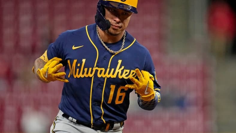 Milwaukee Brewers second baseman Kolten Wong (16) runs the bases on his third home run of the night in the eighth inning of the MLB National game between the Cincinnati Reds and the Milwaukee Brewers at Great American Ball Park in downtown Cincinnati on Thursday, Sept. 22, 2022.

Milwaukee Brewers At Cincinnati Reds