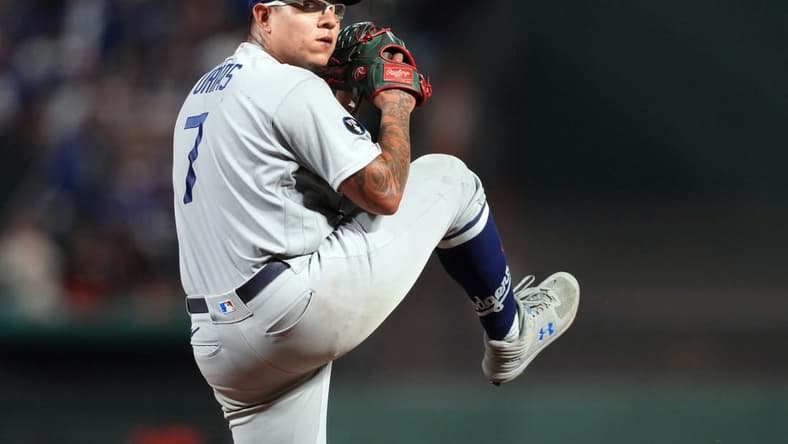 Sep 17, 2022; San Francisco, California, USA; Los Angeles Dodgers starting pitcher Julio Urias (7) throws a pitch against the San Francisco Giants during the fifth inning at Oracle Park. Mandatory Credit: Darren Yamashita-USA TODAY Sports